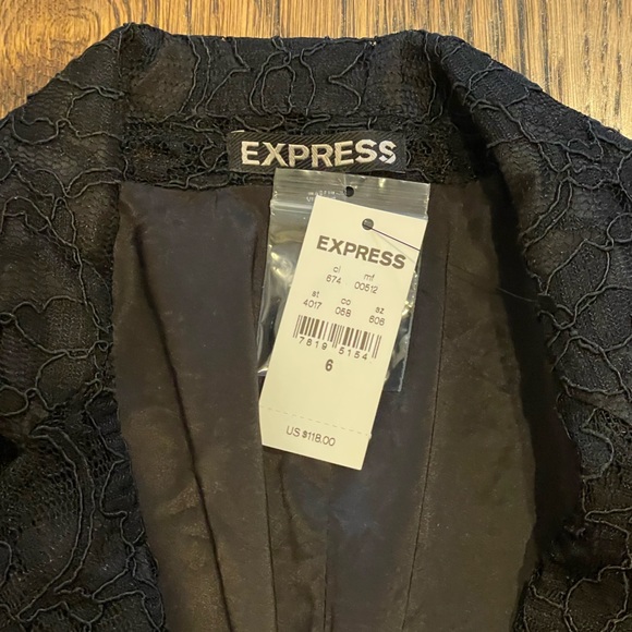 Express Vintage Cropped 2 Button Lace Blazer - Picture 4 of 5